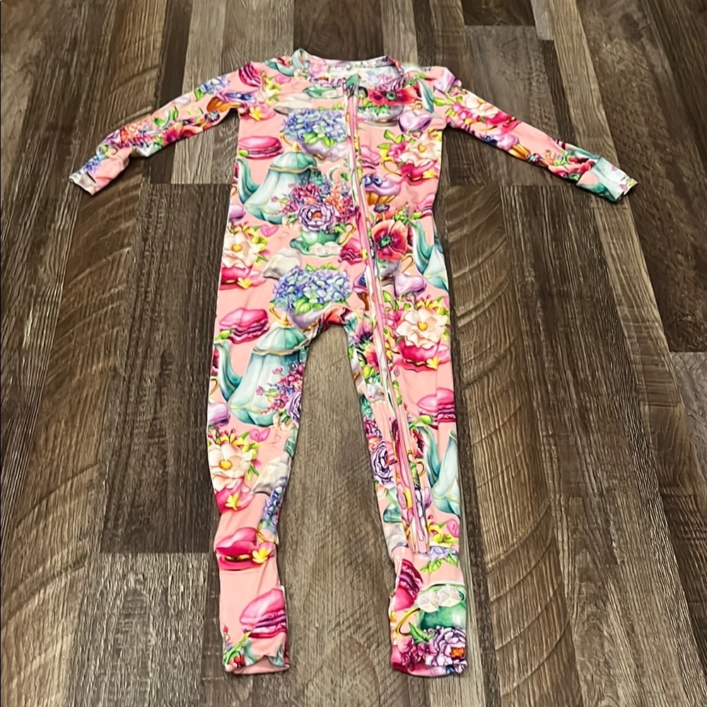 Posh Peanut Footies